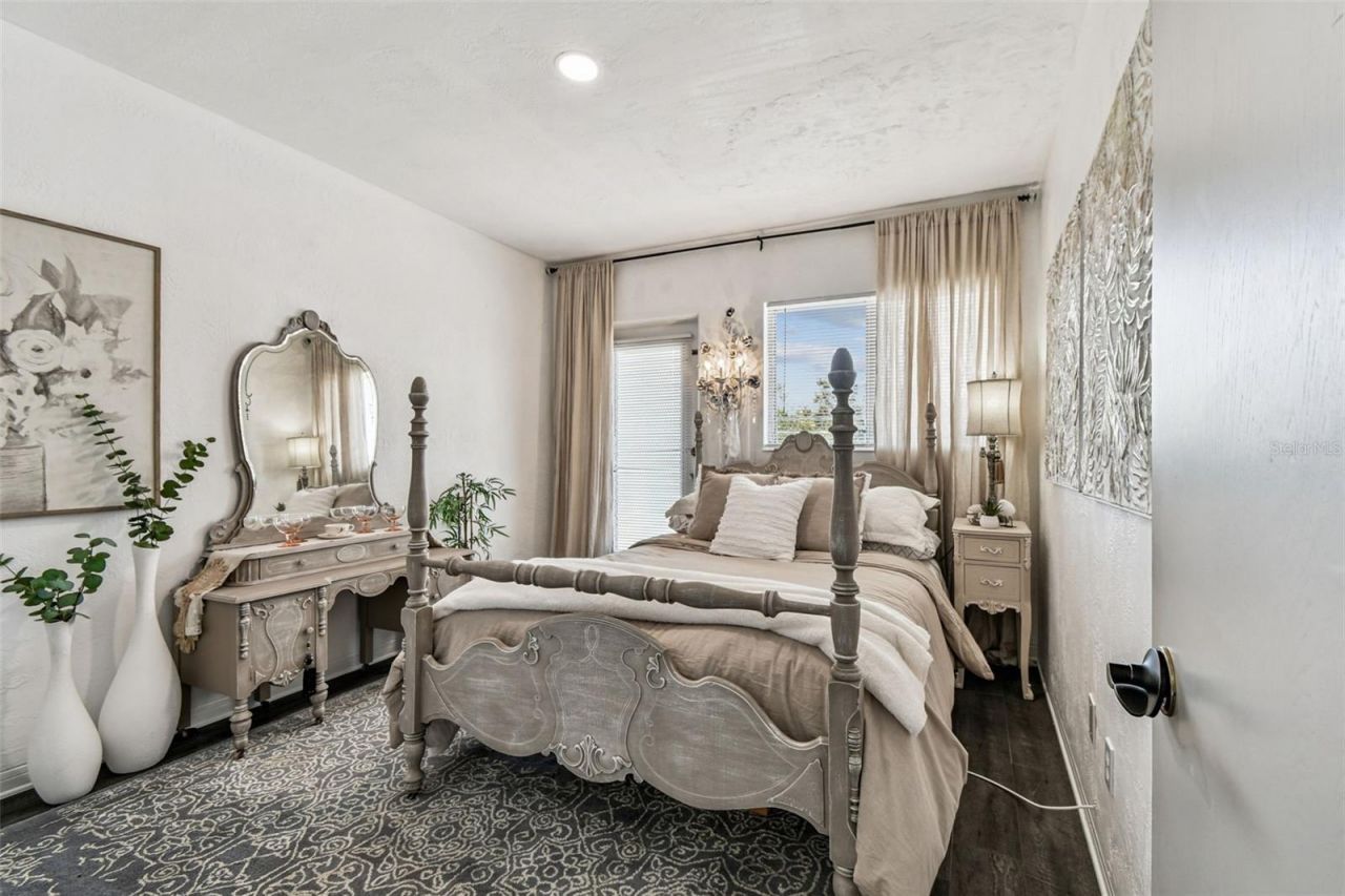 5861 42nd Terrace N, Unit 1712, Kenneth City, FL 33709 Photo