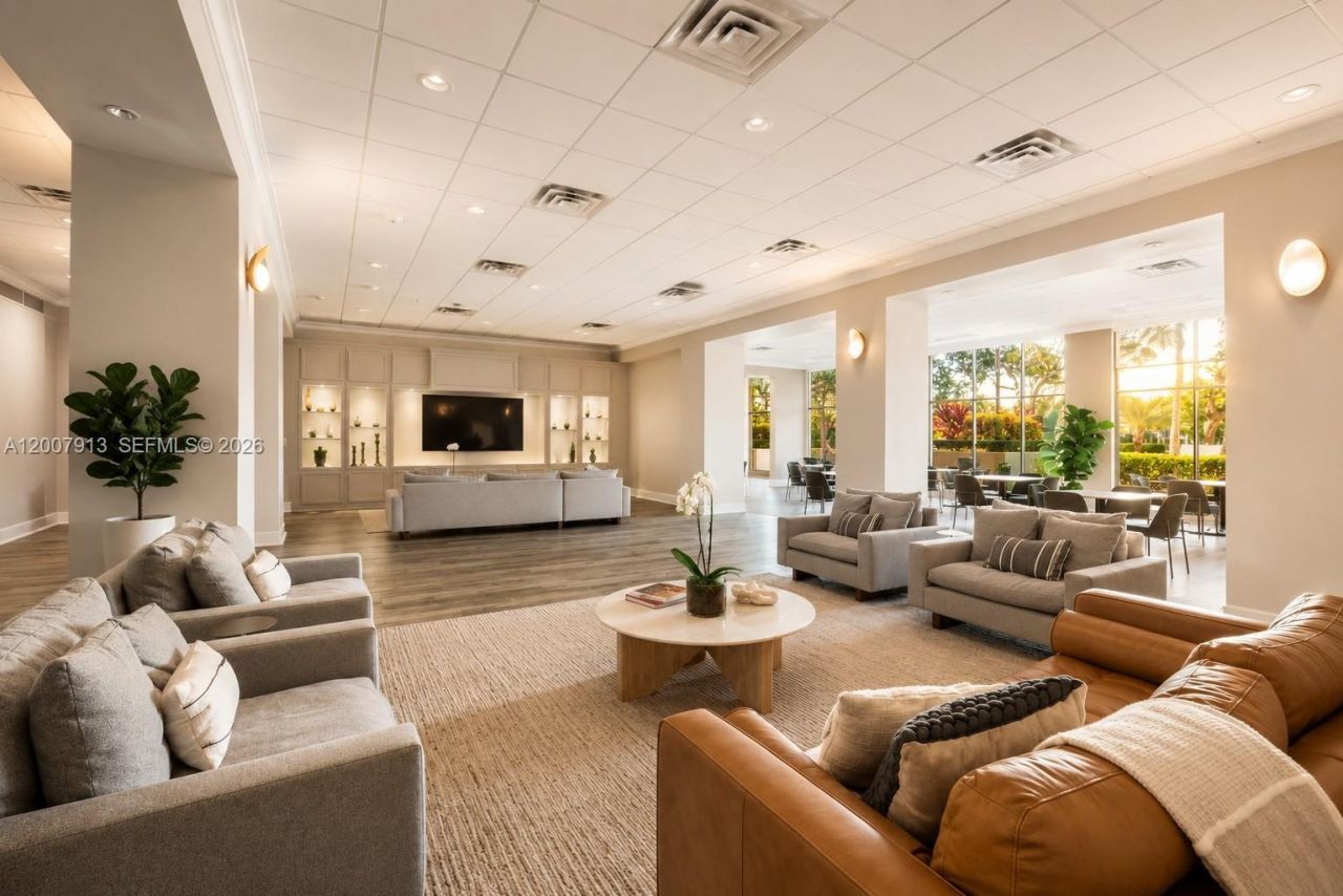 5600 Collins Ave , Unit 15B, Miami Beach, FL 33140 Photo