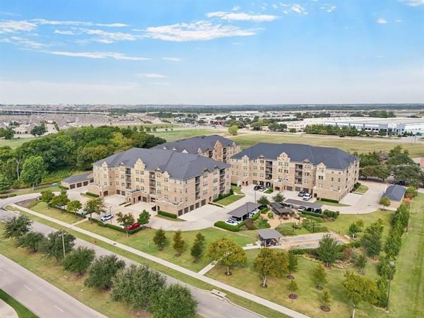 1735 Wittington Place, Unit 3402, Farmers Branch, TX 75234