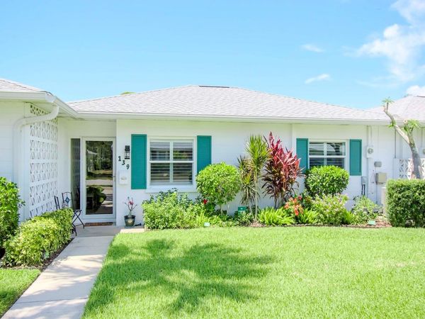 139 FIELD AVENUE E, Unit 139, VENICE, FL 34285