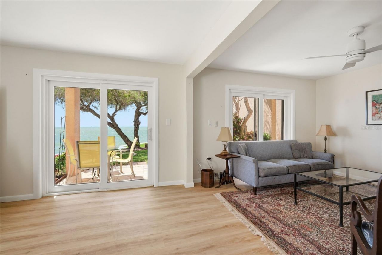 7400 Sunshine Skyway Lane S, Unit 121, Saint Petersburg, FL 33711 Photo