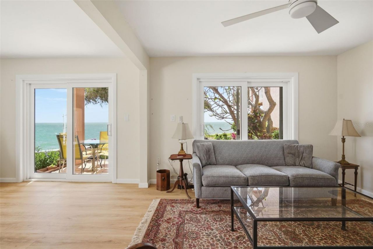 7400 Sunshine Skyway Lane S, Unit 121, Saint Petersburg, FL 33711 Photo