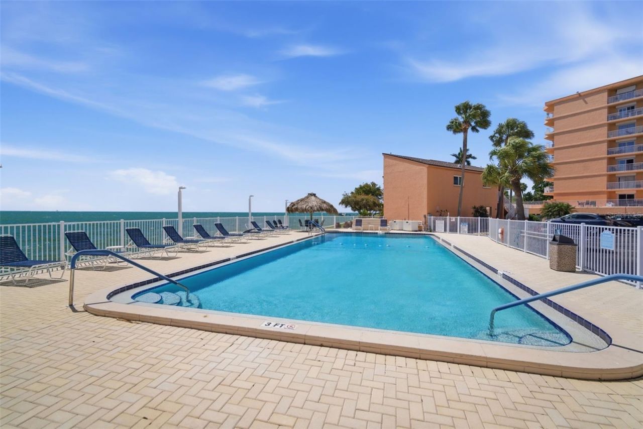 7400 Sunshine Skyway Lane S, Unit 121, Saint Petersburg, FL 33711 Photo