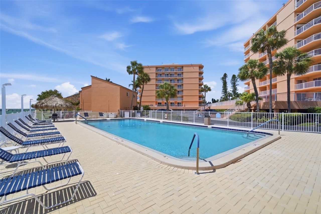 7400 Sunshine Skyway Lane S, Unit 121, Saint Petersburg, FL 33711 Photo