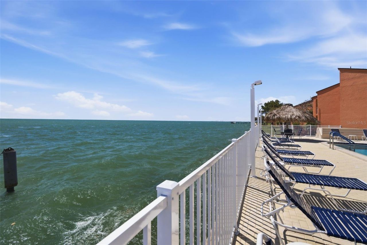 7400 Sunshine Skyway Lane S, Unit 121, Saint Petersburg, FL 33711 Photo