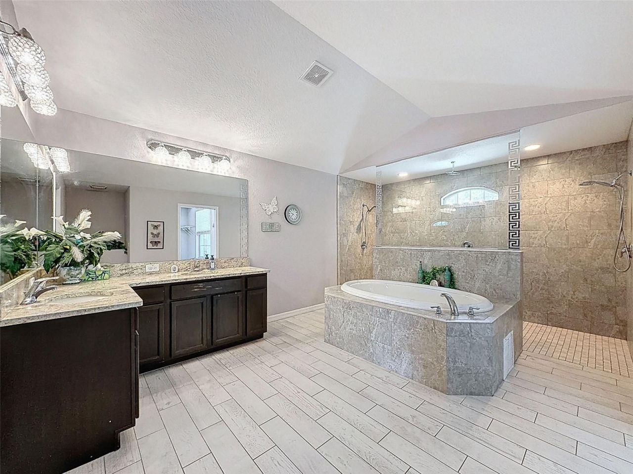 18354 Monteverde Drive , Spring Hill, FL 34610 Photo