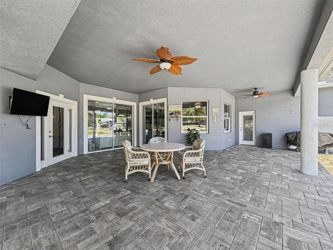 18354 Monteverde Drive , Spring Hill, FL 34610 Photo