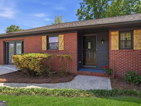 2880 Sherwood Road SE, Smyrna, GA 30082