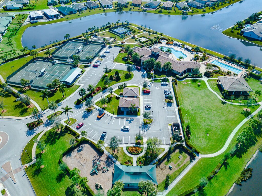 221 SE Longview Drive, Port Saint Lucie, FL 34984 Photo