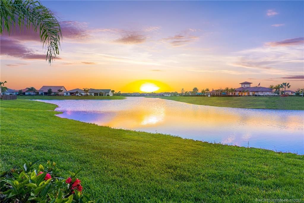 221 SE Longview Drive, Port Saint Lucie, FL 34984 Photo