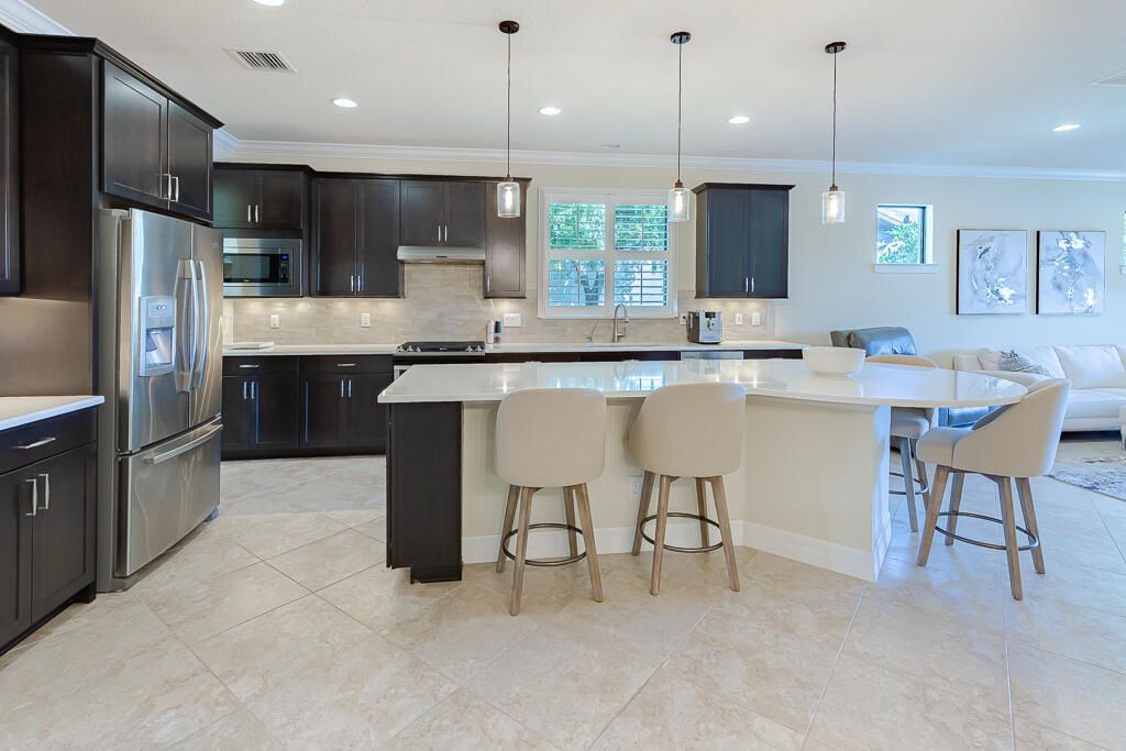 221 SE Longview Drive, Port Saint Lucie, FL 34984 Photo