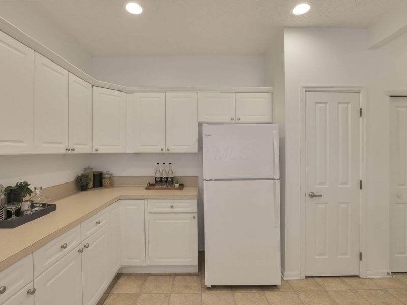 4231 Waterside Place, Unit 7, Grove City, OH 43123 Photo 12