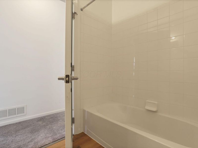4231 Waterside Place, Unit 7, Grove City, OH 43123 Photo 21