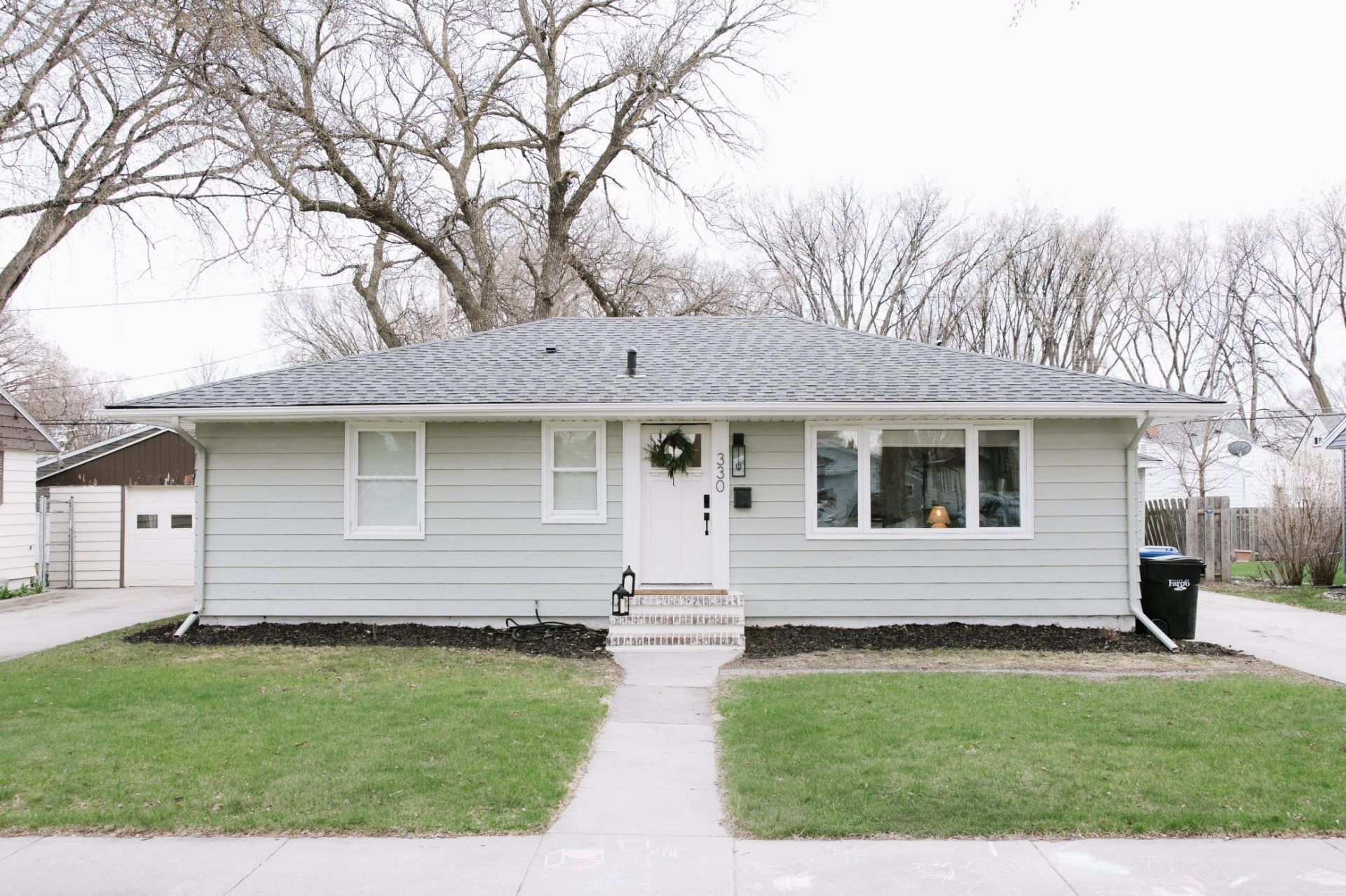 330 21st Avenue N primary photo