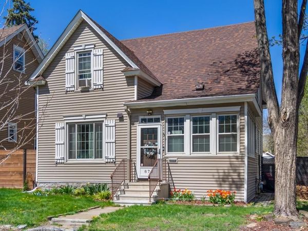 879 Charles Avenue , Saint Paul, MN 55104