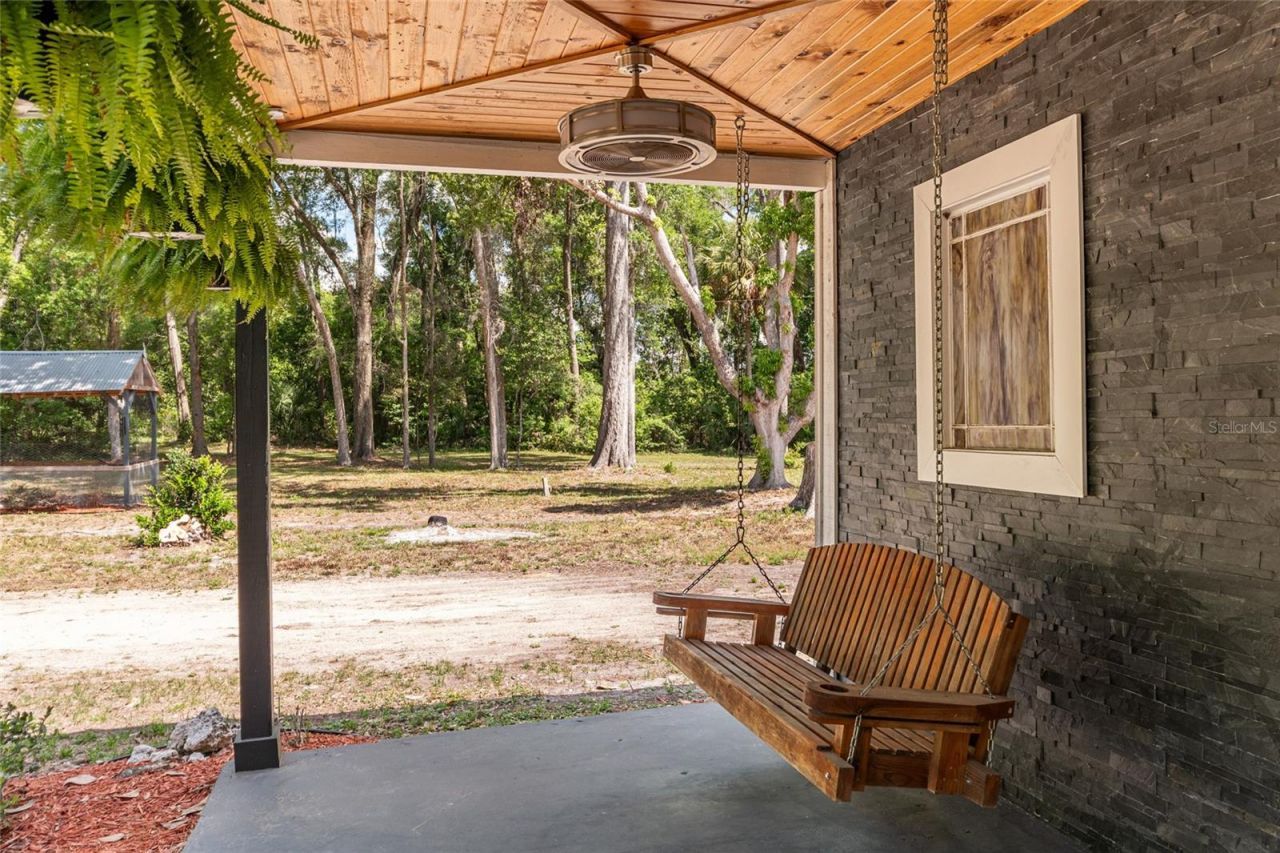 19451 SE 2nd Street, Williston, FL 32696 Photo