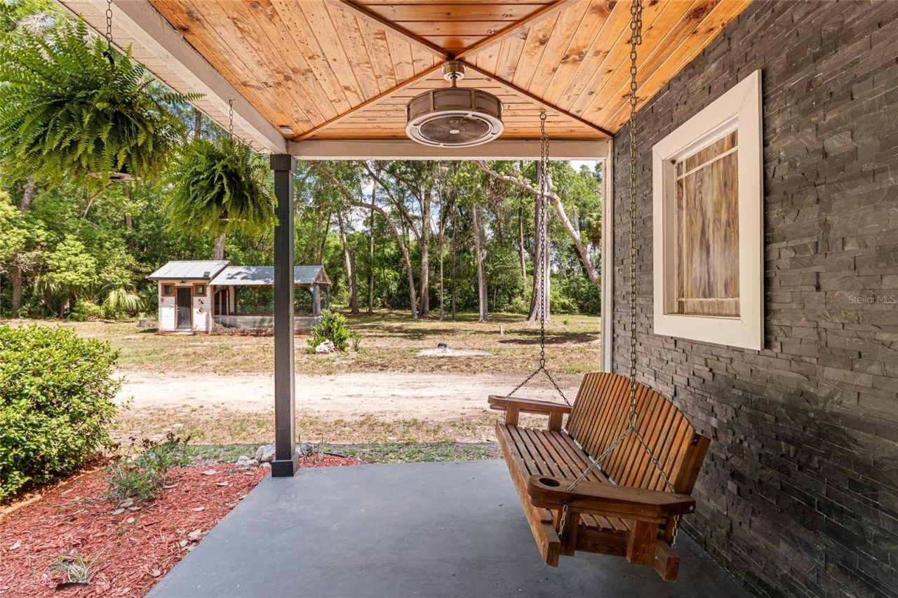 19451 SE 2nd Street, Williston, FL 32696 Photo