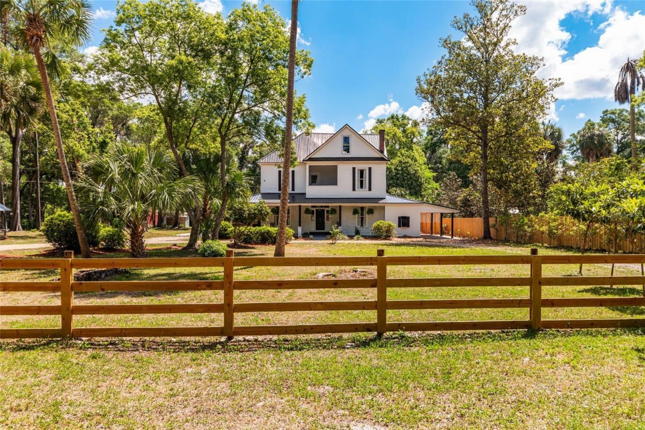 19451 SE 2nd Street, Williston, FL 32696 Photo
