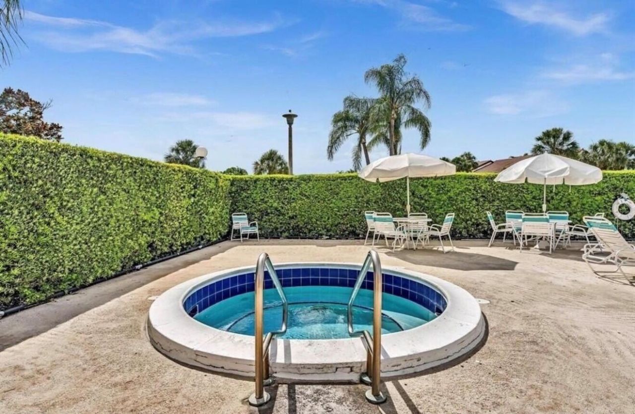 22088 Palms Way, Unit 204, Boca Raton, FL 33433 Photo