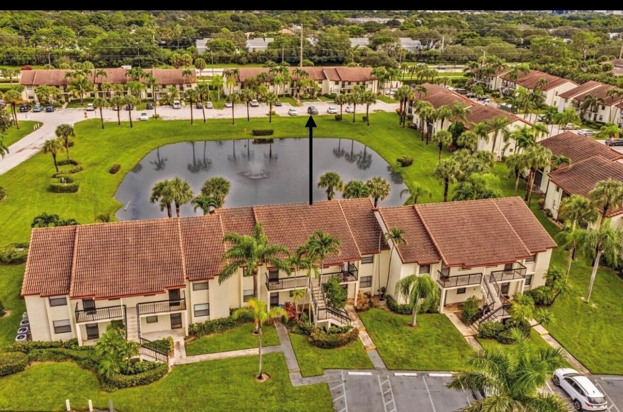 22088 Palms Way, Unit 204, Boca Raton, FL 33433 Photo
