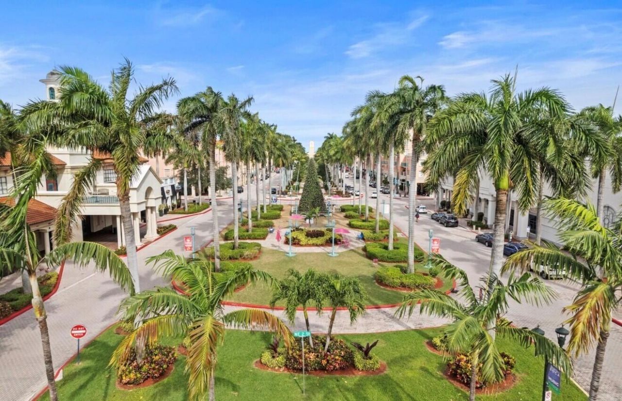 22088 Palms Way, Unit 204, Boca Raton, FL 33433 Photo