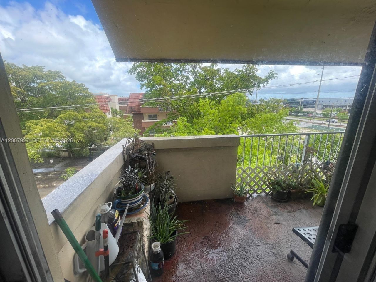 680 Miller Dr , Unit W401, Miami Springs, FL 33166 Photo