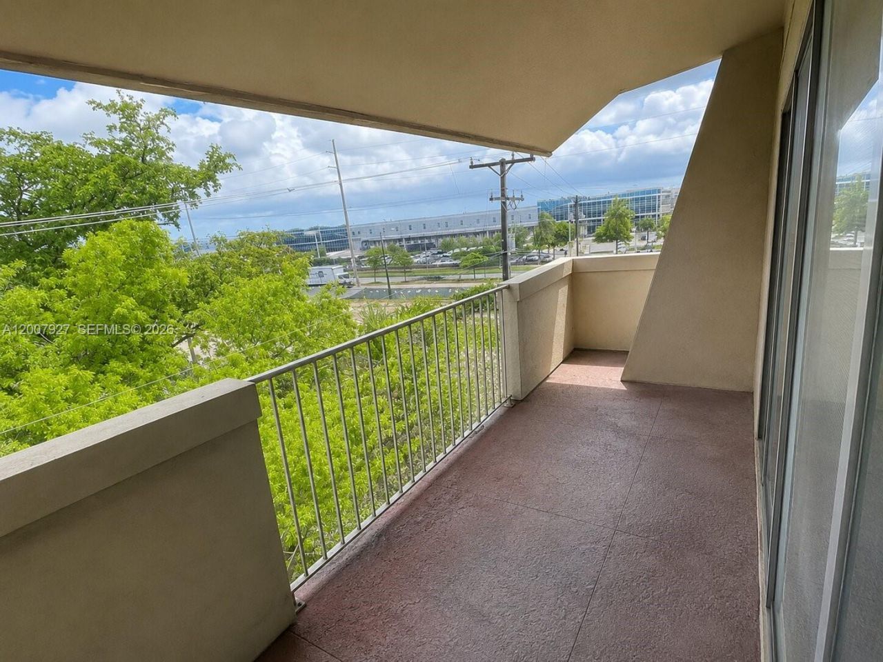 680 Miller Dr, Unit W401, Miami Springs, FL 33166 Photo