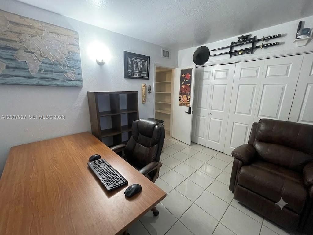 680 Miller Dr, Unit W401, Miami Springs, FL 33166 Photo