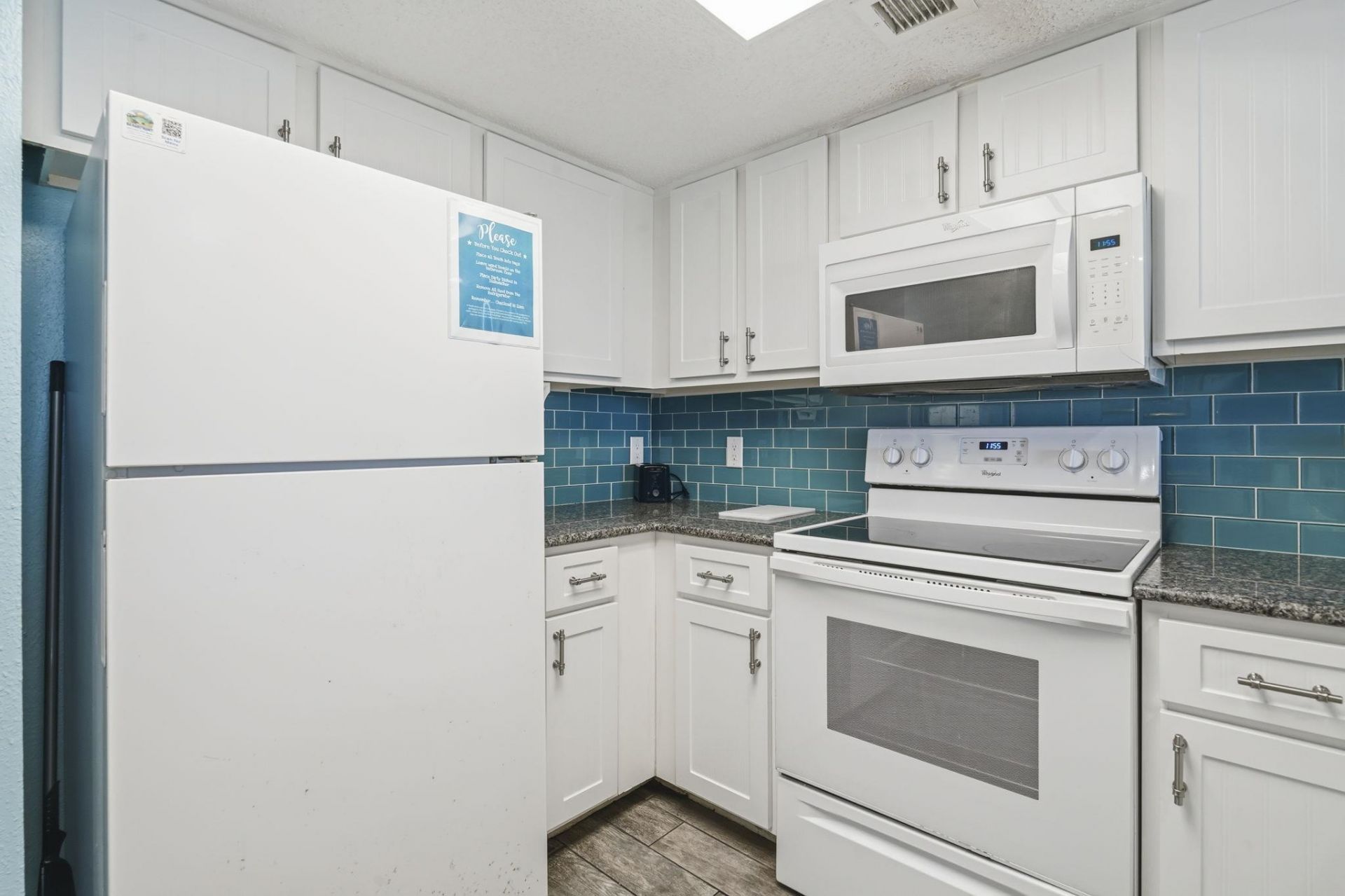 205 74th Ave. N  Photo 15