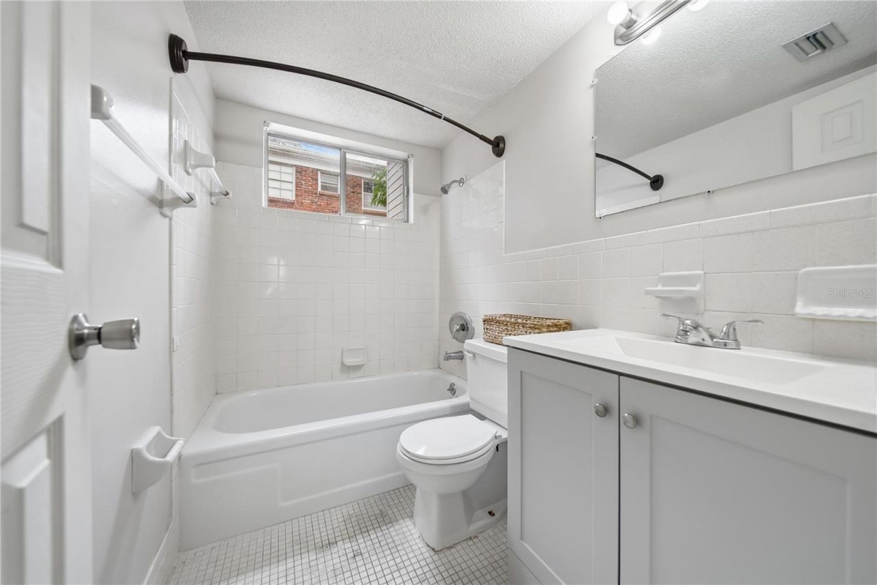 4507 9th Street W., Unit I3, Bradenton, FL 34207 Photo