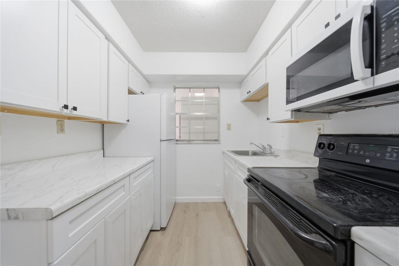 4507 9th Street W., Unit I3, Bradenton, FL 34207 Photo