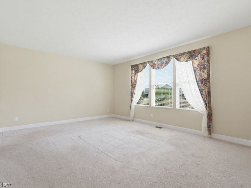 38475 Kingsbury Drive, North Ridgeville, OH 44039 Photo 15