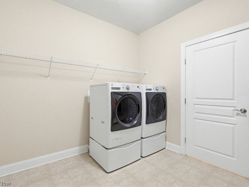 38475 Kingsbury Drive, North Ridgeville, OH 44039 Photo 29