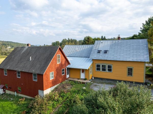 139 Hollow Wood Road, Peacham, VT 05862