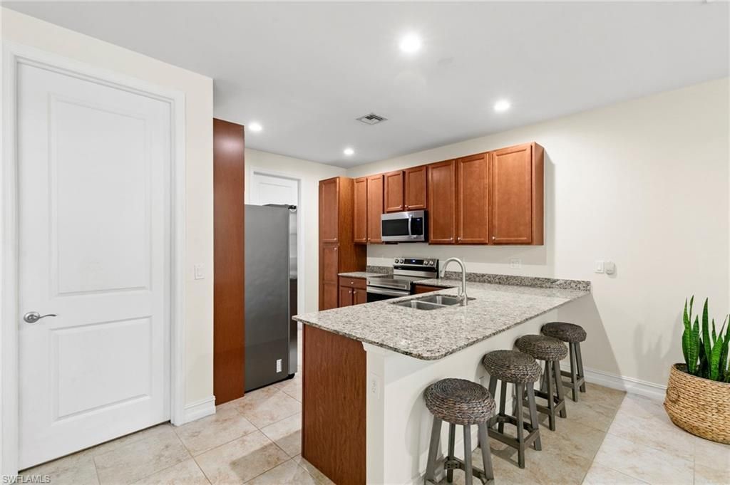 7797 Bristol Cir , Naples, FL 34120 Photo