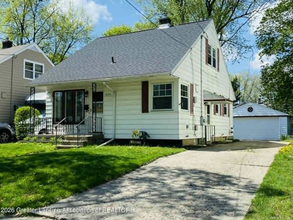 1824 S Rundle Avenue, Lansing, MI 48910