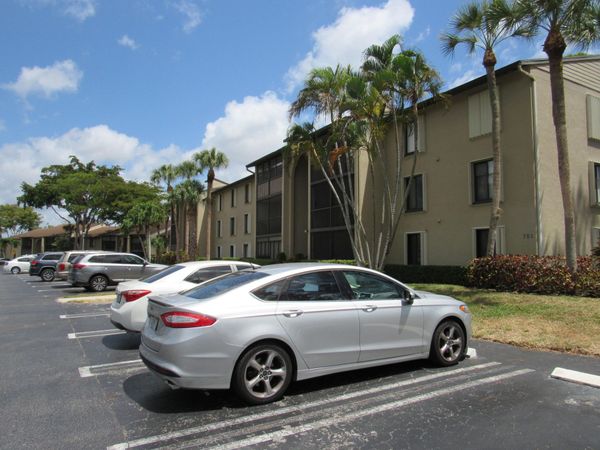 703 Sunny Pine Way, Unit G2, Greenacres, FL 33415