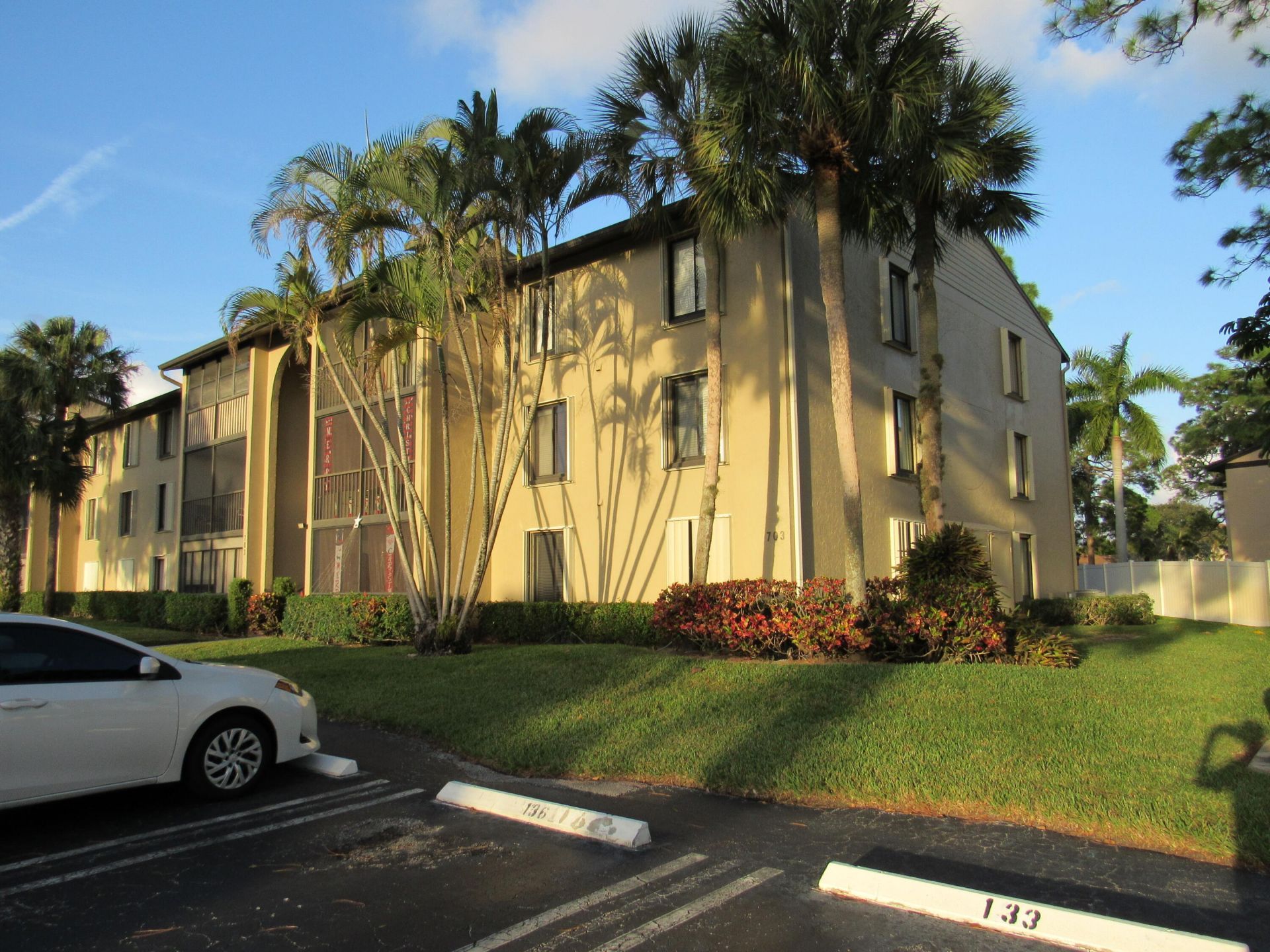 703 Sunny Pine Way, Unit G2, Greenacres, FL 33415 Photo
