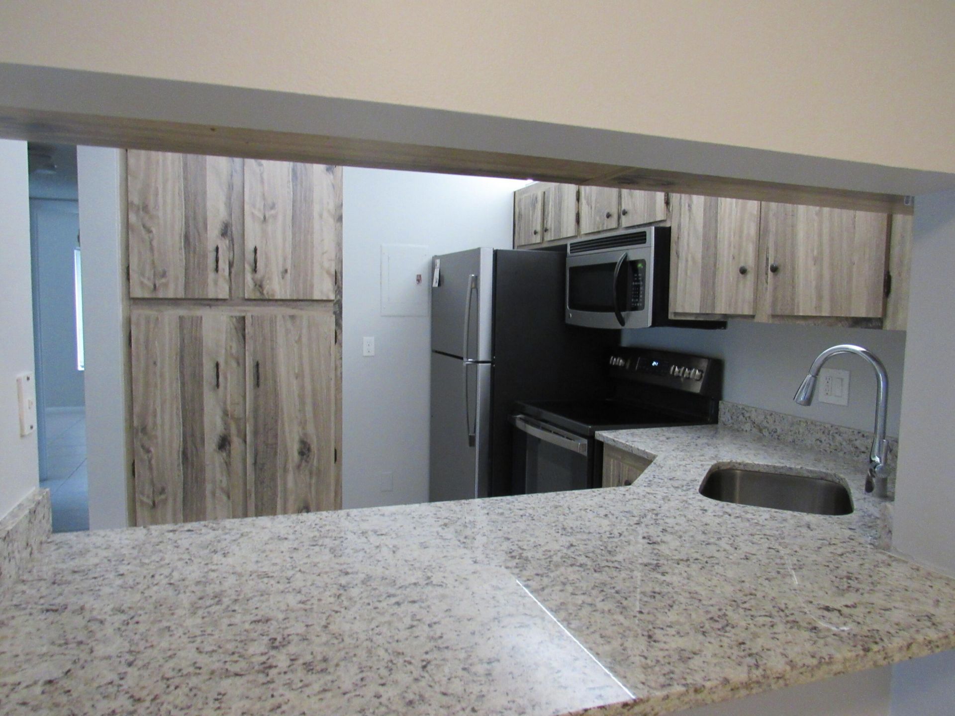 703 Sunny Pine Way, Unit G2, Greenacres, FL 33415 Photo