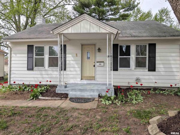 1321 S 10TH Street, Pekin, IL 61554