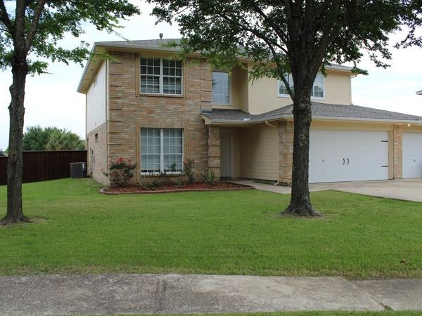 218 Jacob Court, Glenn Heights, TX 75154