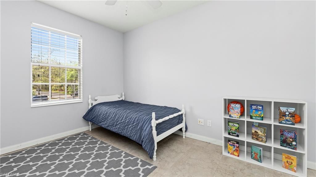 5766 Cove Cir , Unit 24, Naples, FL 34119 Photo