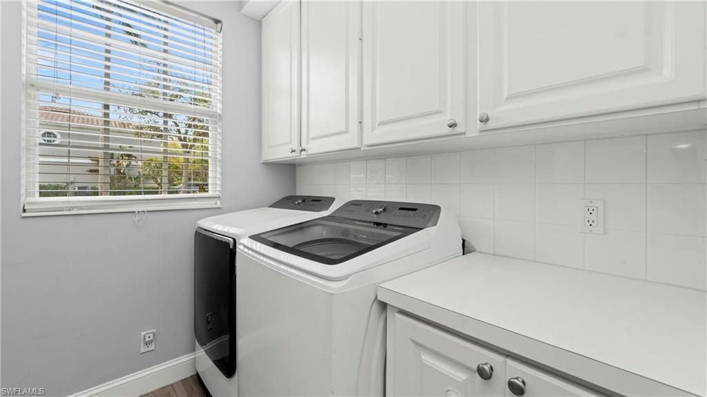 5766 Cove Cir , Unit 24, Naples, FL 34119 Photo