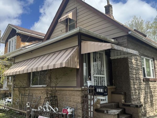 1233 Park Avenue, North Chicago, IL 60064