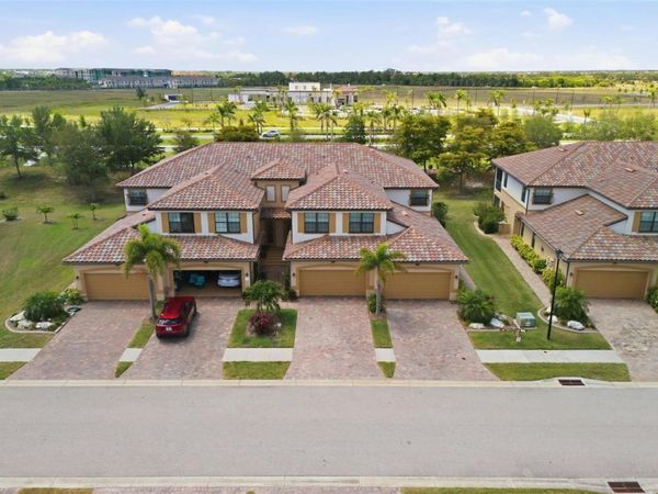 20120 RAGAZZA CIRCLE , Unit 202, VENICE, FL 34293