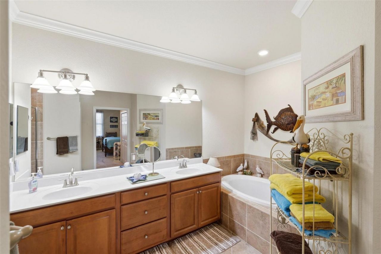 20120 Ragazza Circle , Unit 202, Venice, FL 34293 Photo