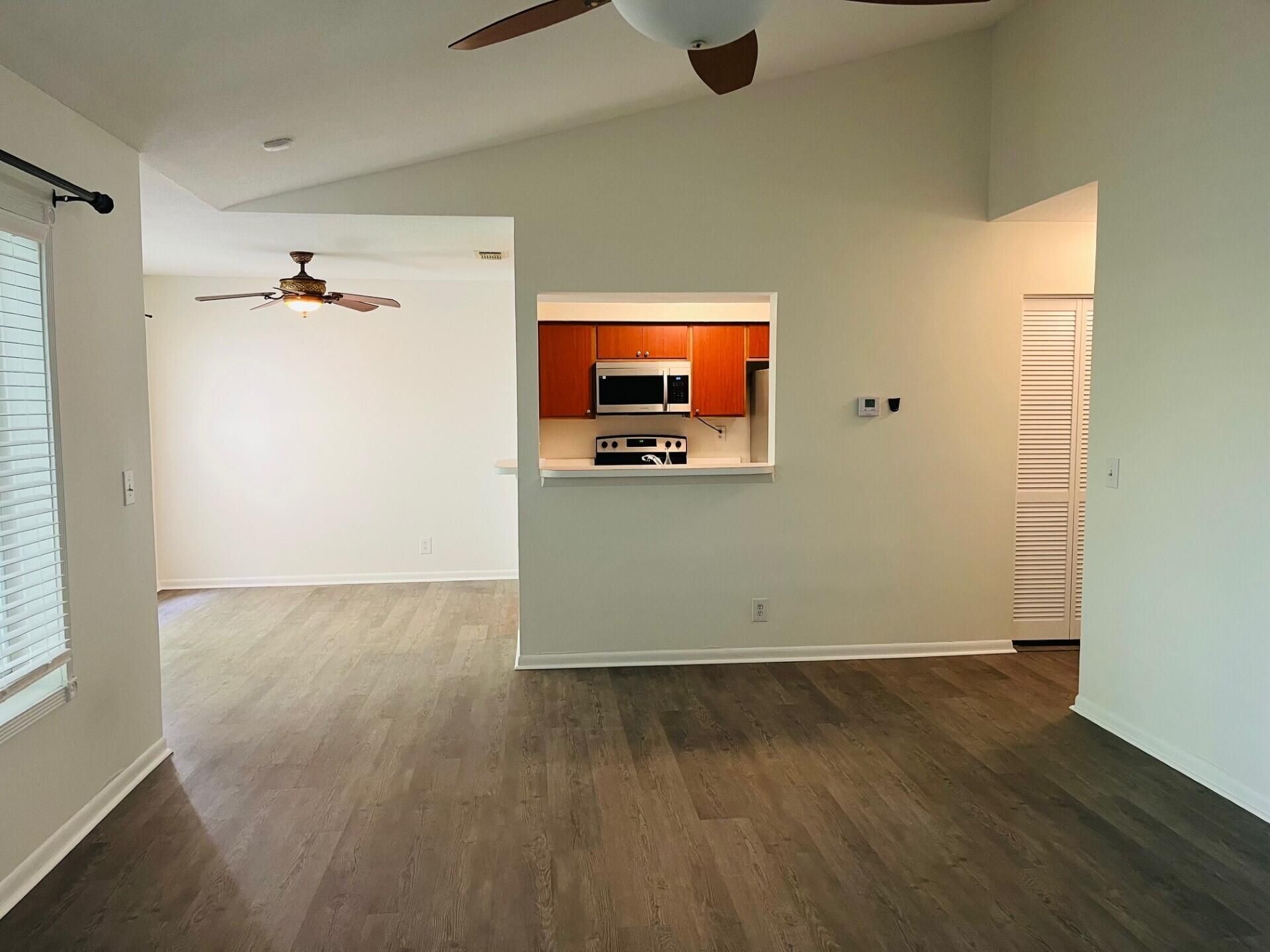 815 W Boynton Beach Boulevard, Unit 15-203, Boynton Beach, FL 33426 Photo