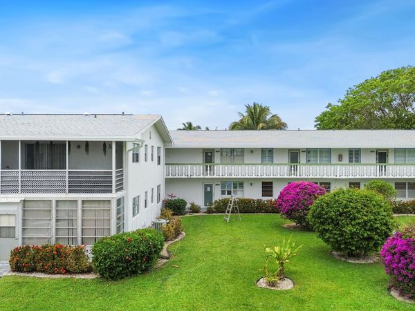 392 Markham R, Deerfield Beach, FL 33442