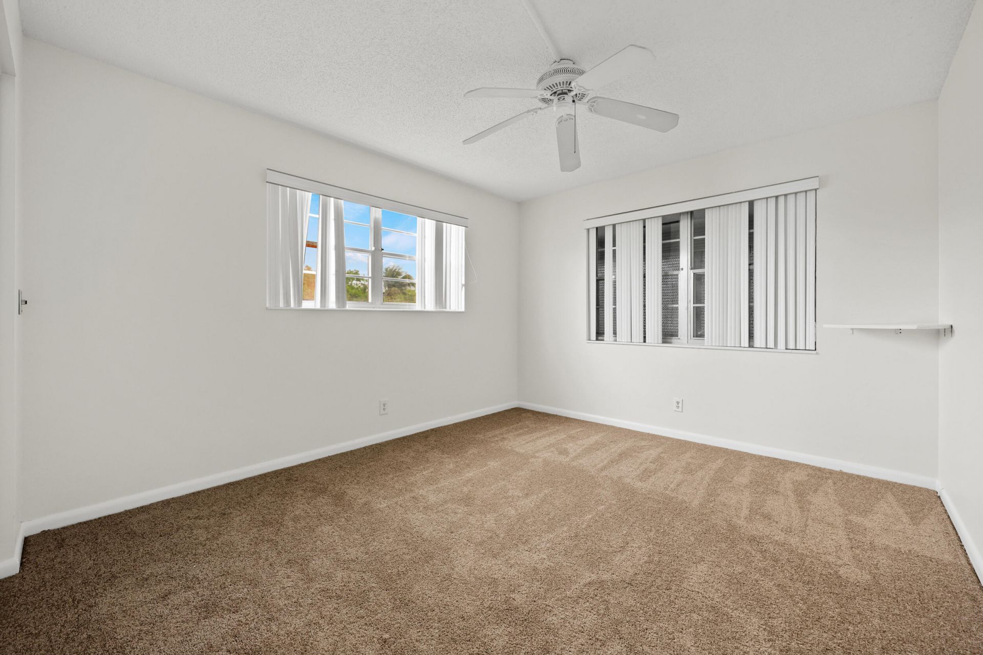 392 Markham R, Deerfield Beach, FL 33442 Photo