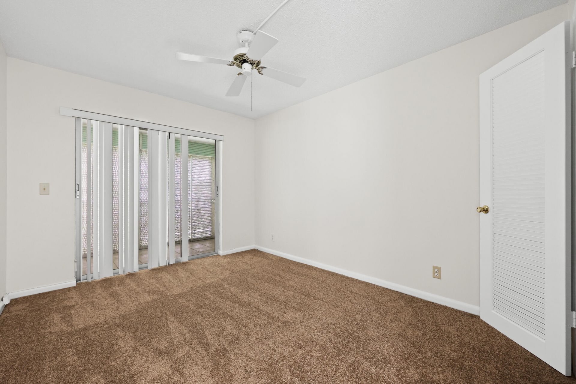 392 Markham R, Deerfield Beach, FL 33442 Photo